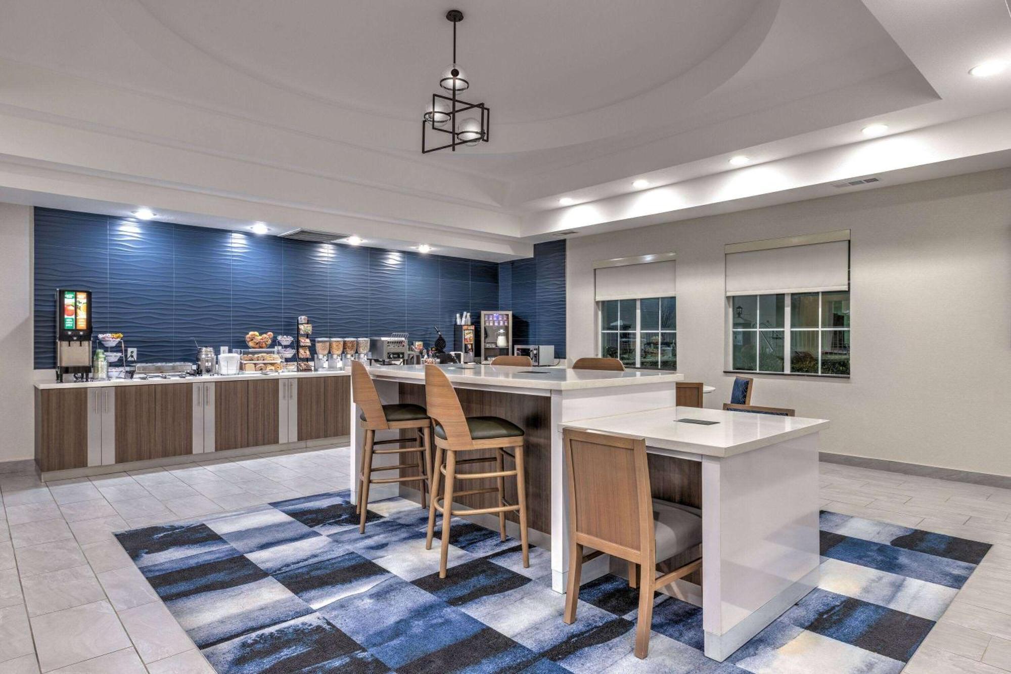 La Quinta By Wyndham Allen At The Village Exterior photo