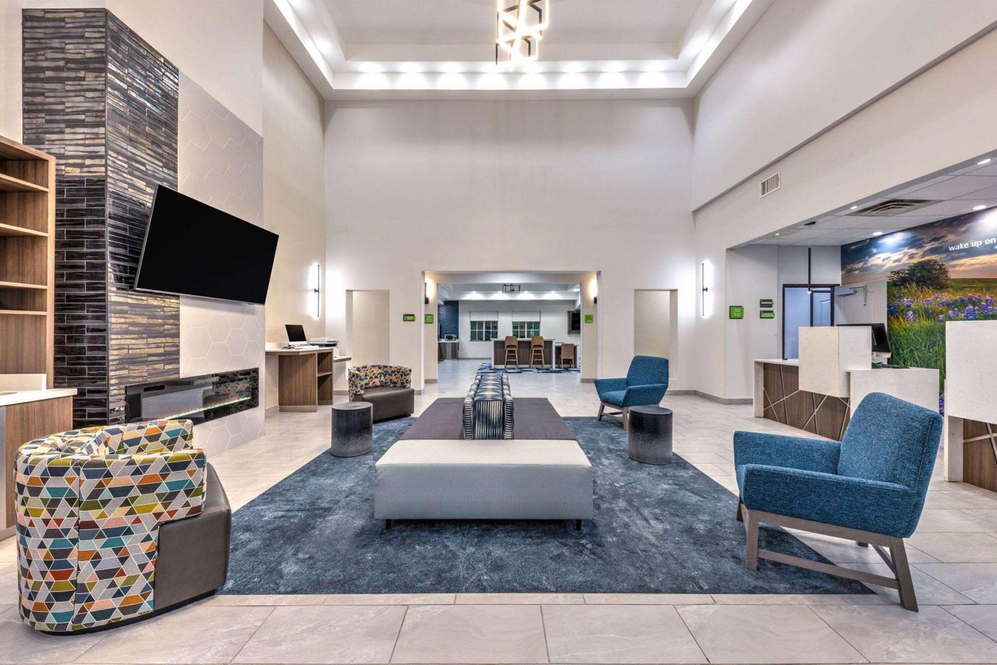 La Quinta By Wyndham Allen At The Village Exterior photo